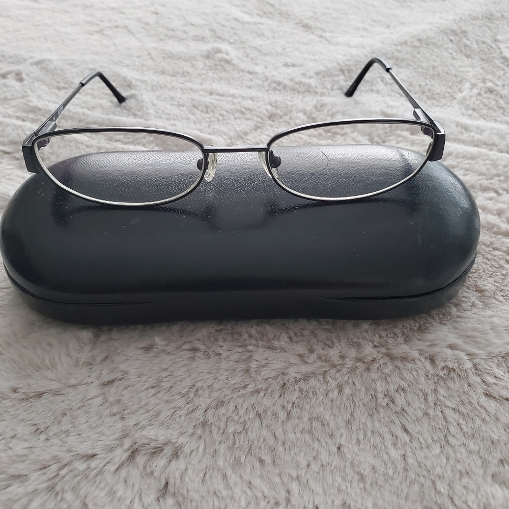 Guess by Marciano Black/Purple Glasses